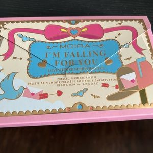 Moira I'm Falling For you Pressed Pigment Palette